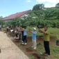 SMA Negeri 1 Rote Tengah menggelar kegiatan penanaman pohon bertema “Menanam Pohon Cinta Literasi Budaya” pada Sabtu (29/11/2025). Kegiatan ini berlangsung berkat kolaborasi antara PT Bo’a Development, Yayasan Kesejahteraan Rote Peduli, dan Rote Hospitality Academy.