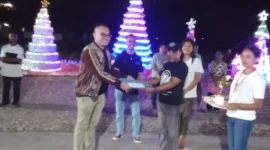 Majelis Jemaat Diaspora Danau Ina Oesapa Timur menggelar lomba menghias Pohon Natal guna menyambut Hari Raya Natal, Selasa (15/12/2025).