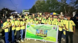 FOTO BERSAMA – Ketua beserta pengurus dan anggota Pemuda Katolik Komcab Rote Ndao berfoto bersama usai mengikuti pawai Paskah 2026, Kamis (9/4/2026).