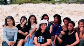 **Keterangan foto:** Para siswa-siswi program keahlian TJKT SMKN Pantai Baru berfoto bersama di Pantai Oesosole, Desa Faifua, Kecamatan Rote Timur, Sabtu 25 April 2026, sebagai momen kebersamaan dan perpisahan sebelum kelulusan tahun pelajaran 2025/2026.